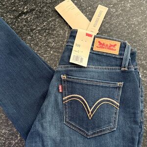 Levi's Women's 535 Dark Blue Jeggings